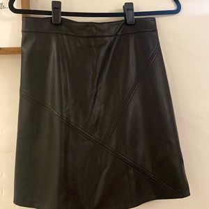 Zara basic faux leather skirt
